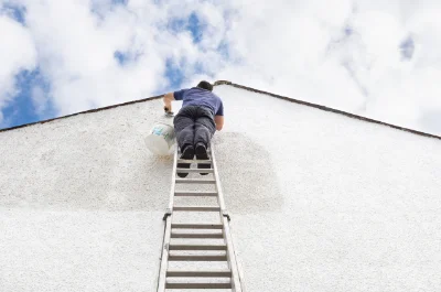 Peinture extérieure à Saint-Parthem — façades et ravalement